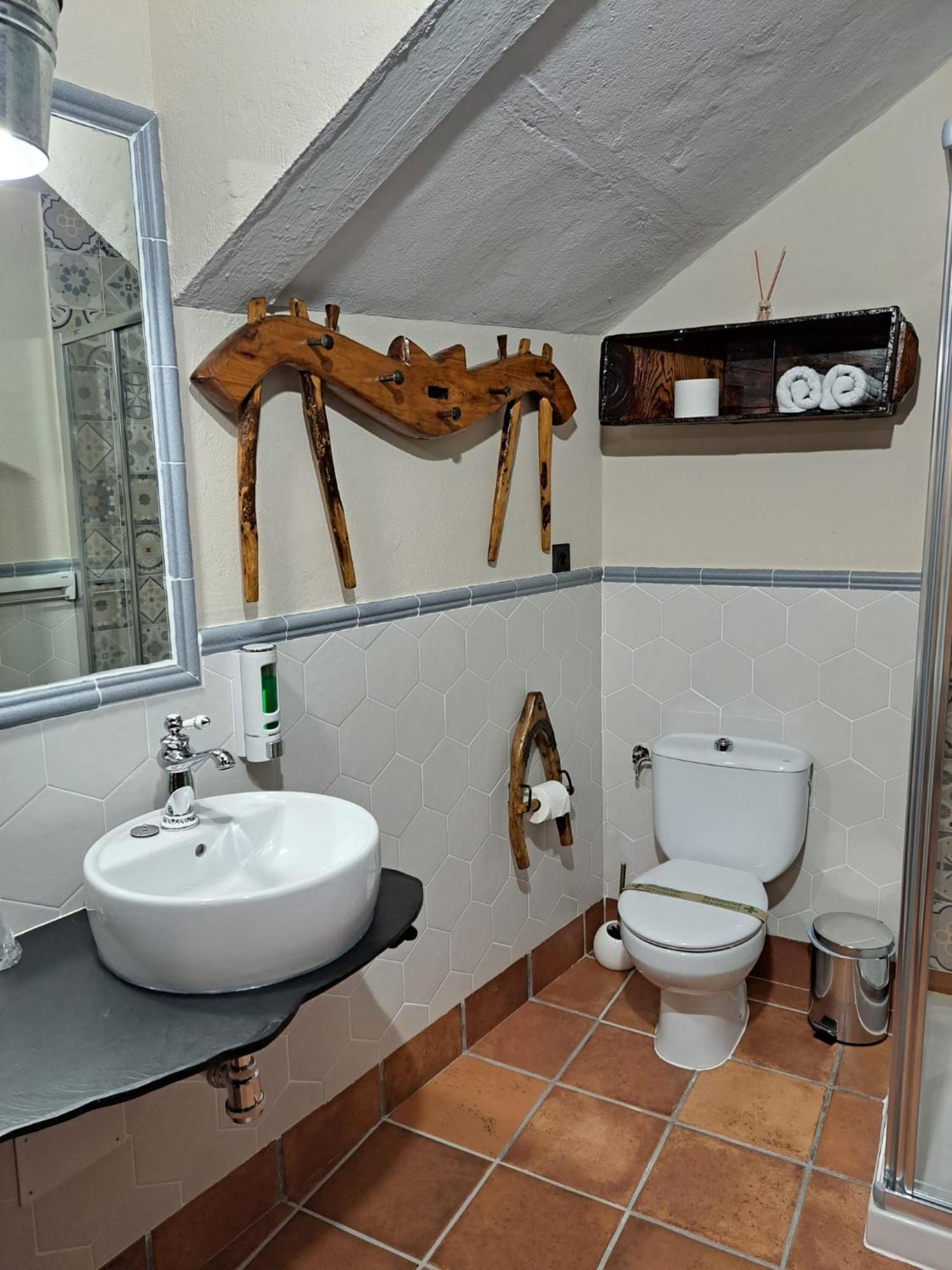 Casa Rural La Bodega, Ofrece Cata De Vino Gratis Horche Esterno foto