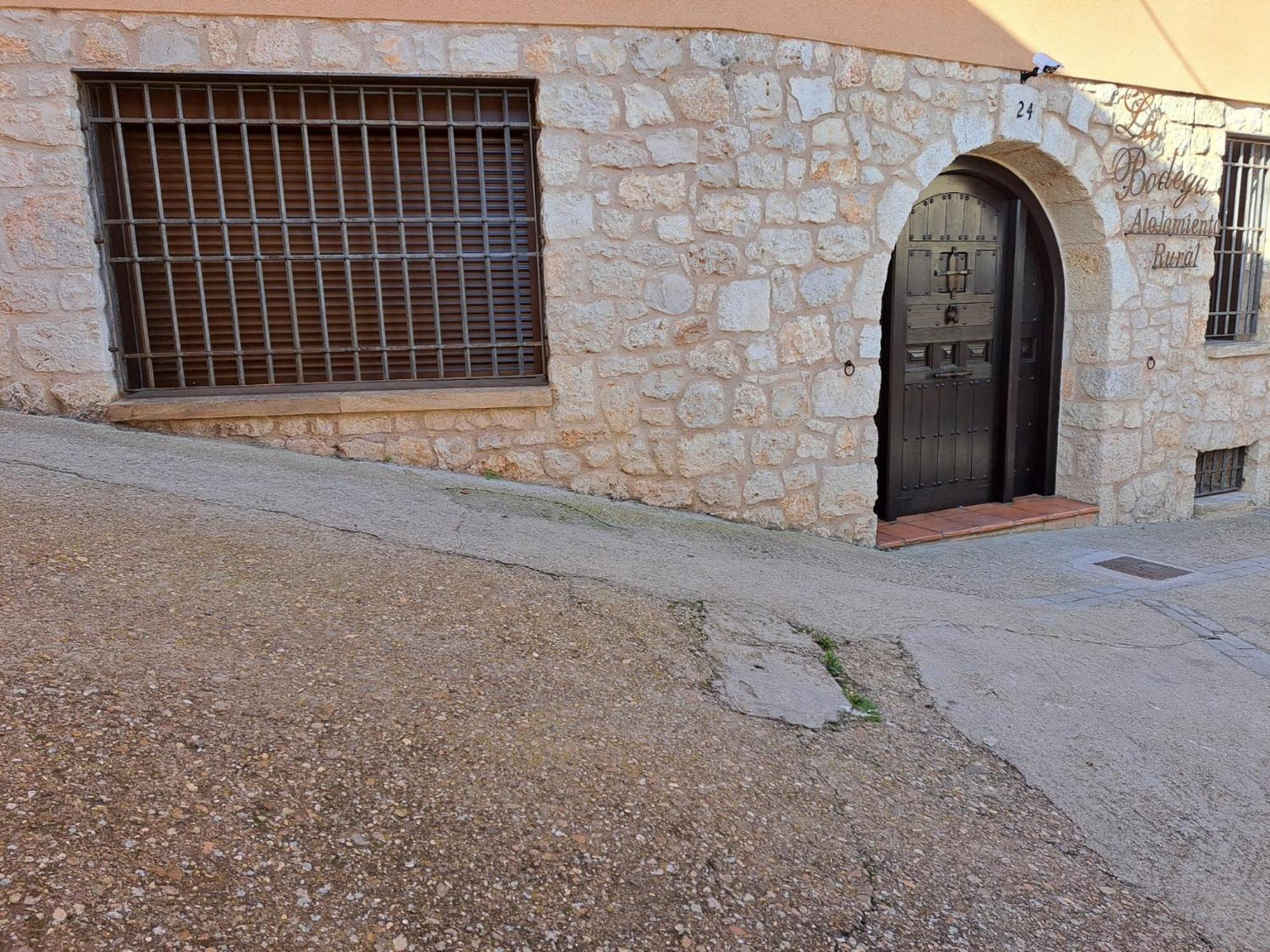 Casa Rural La Bodega, Ofrece Cata De Vino Gratis Horche Esterno foto